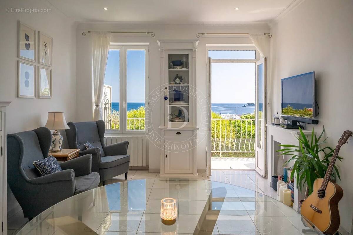 Appartement à BEAULIEU-SUR-MER