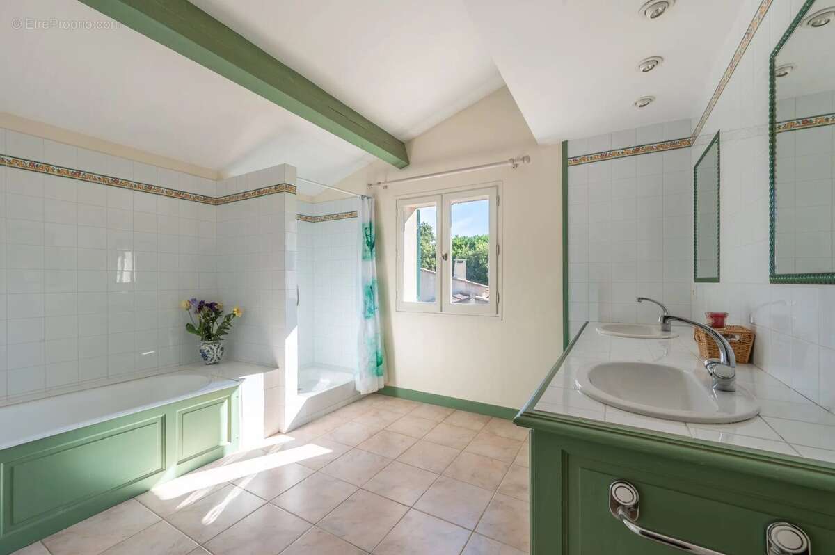 Maison à SAINT-REMY-DE-PROVENCE