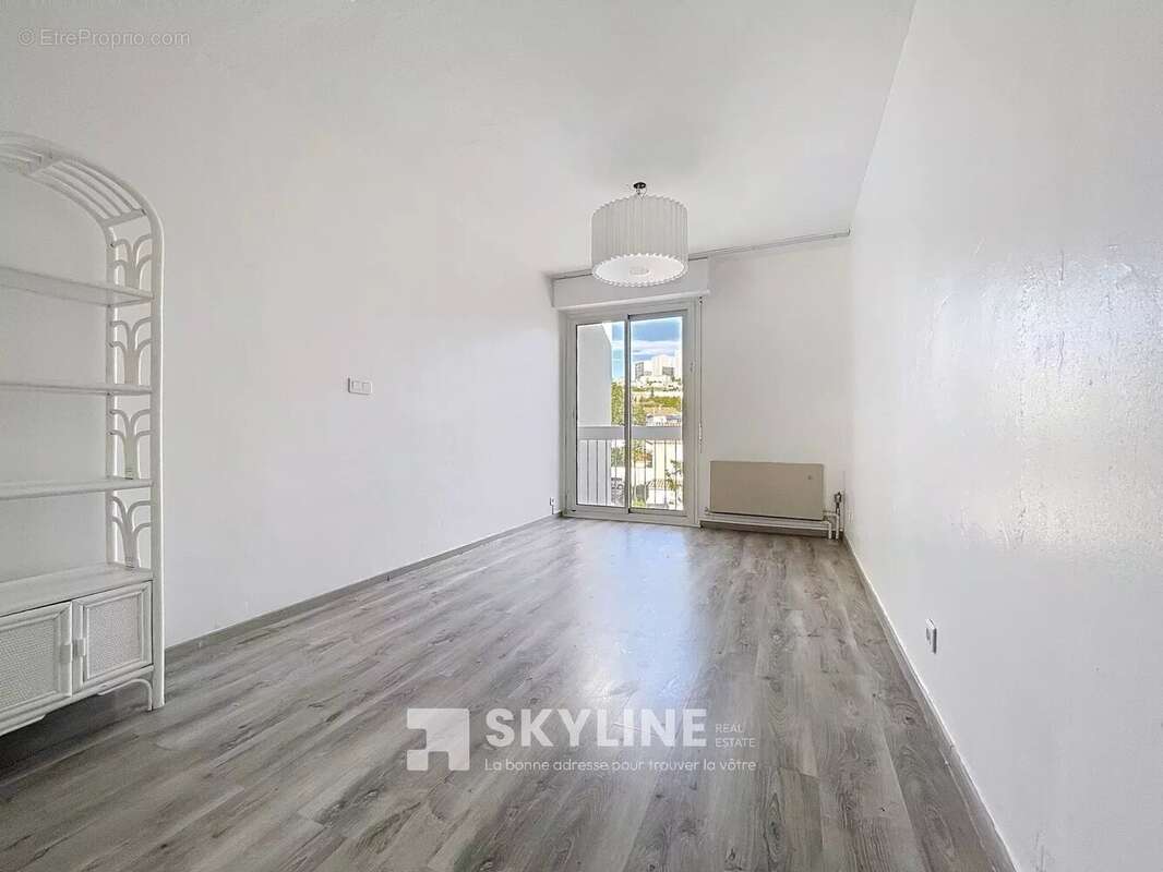 Appartement à MARSEILLE-15E