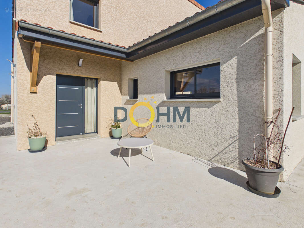 Maison 182m2, 4 chambres voire 5, sur terrain clos et arbore de 900m2 - photo 5