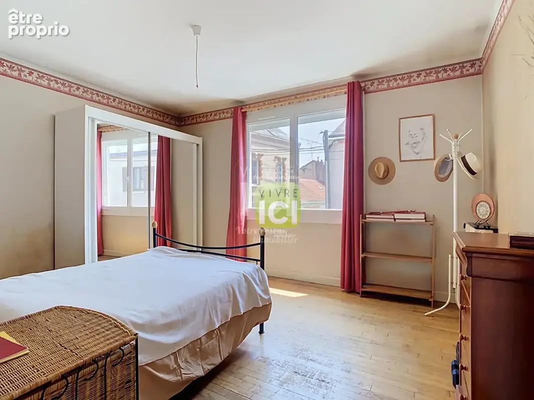 Maison à fort potentiel , atelier 60 m² , jardin ,combles aménageables - photo 11