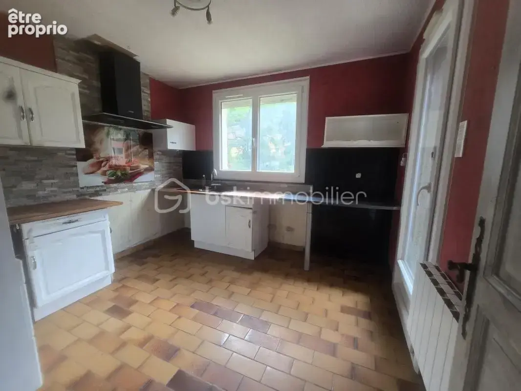Maison de caractère à rénover au Péage-de-Vizille – 118 m² habitables – 3 588 m² de terrain - photo 4