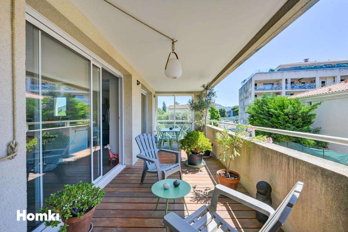 Appartement à MARSEILLE-9E