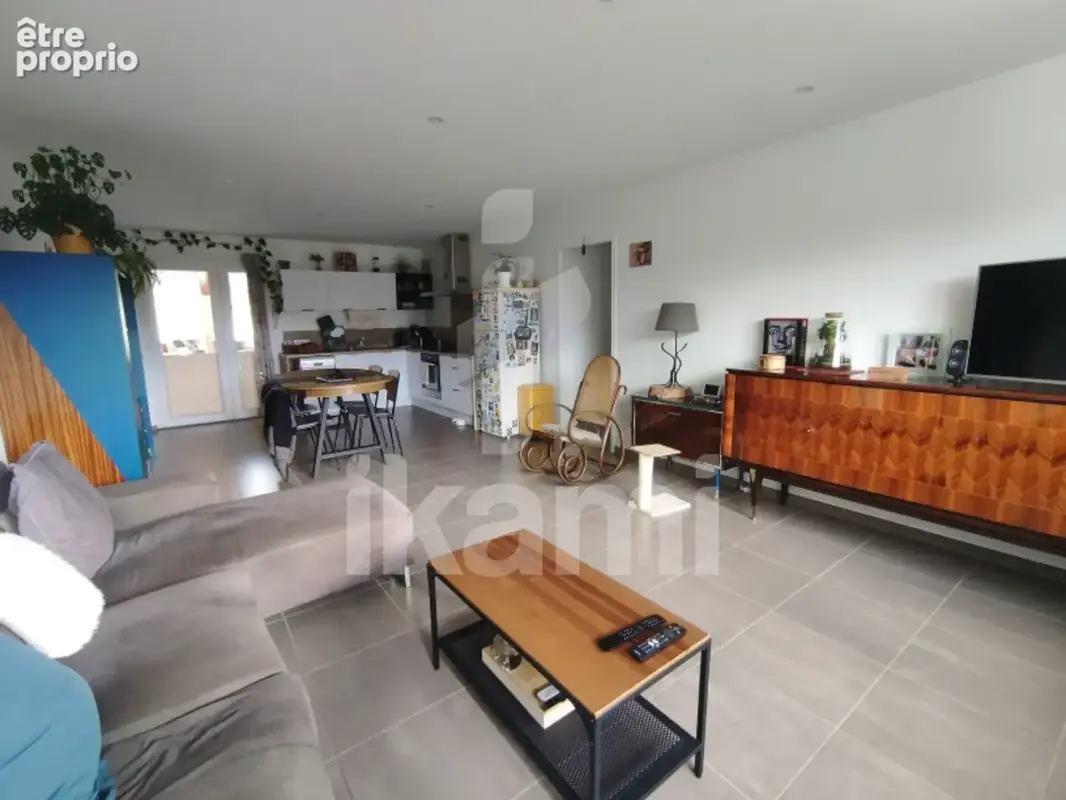 Appartement T4 rénové 86 m2 - Génissieux - photo 3