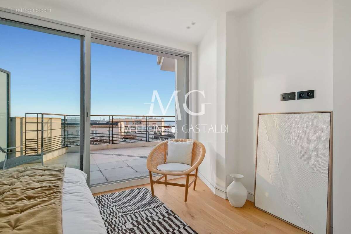 Cannes centre – penthouse d’exception – roof top – vue mer panoramique – 117 m² – 2 parkings - photo 42