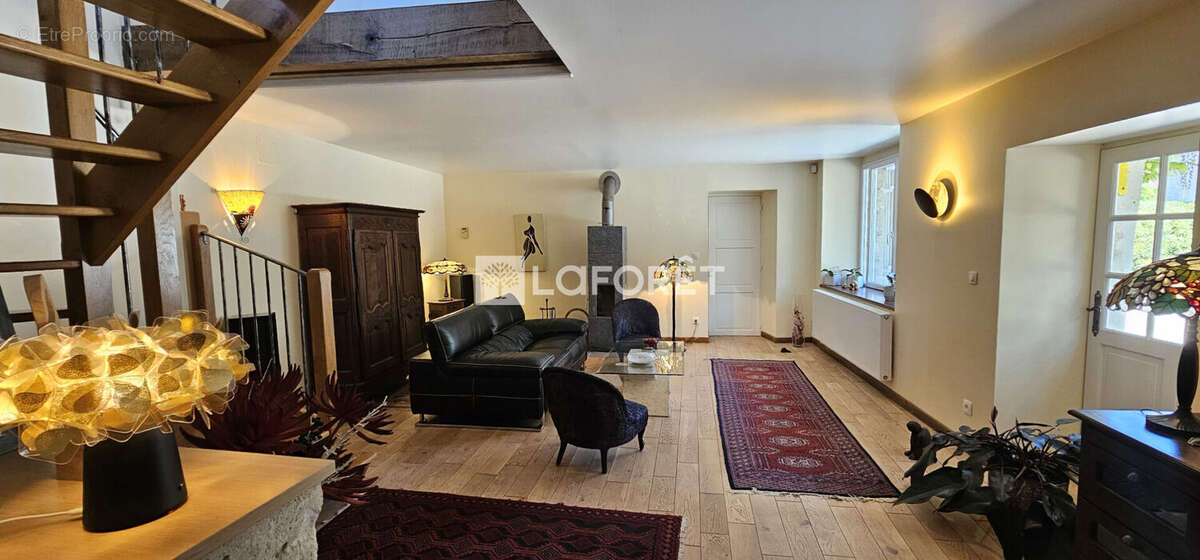 Maison à CUISY-EN-ALMONT