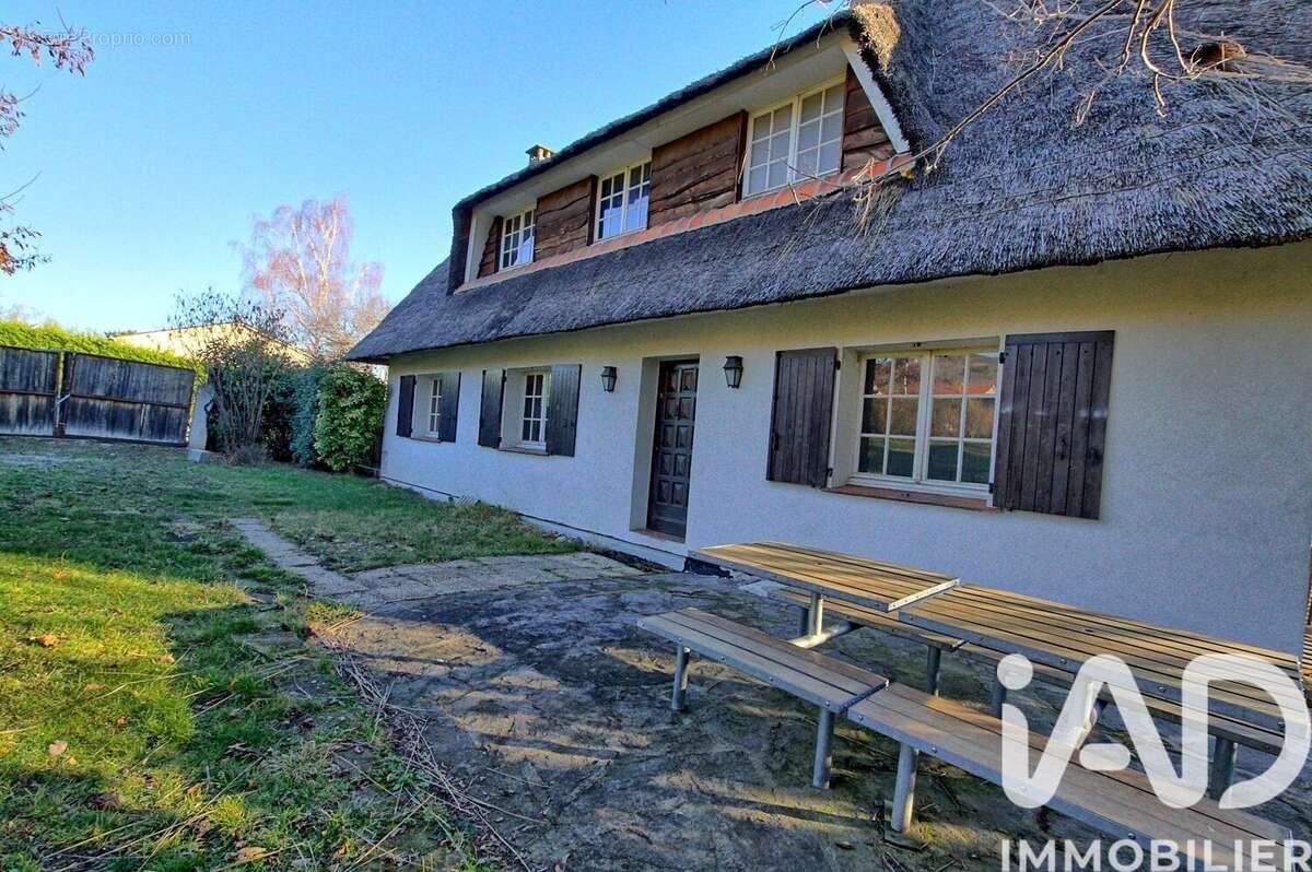 Photo 5 - Maison à PERIGNAT-LES-SARLIEVE