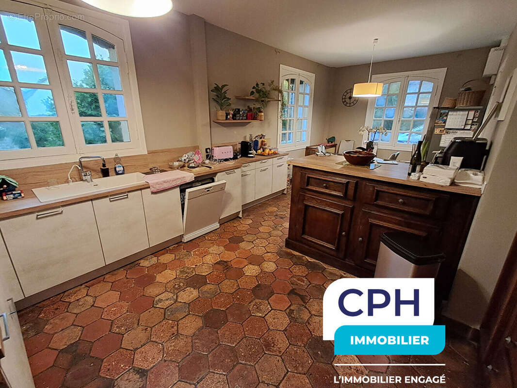 Maison à MANTES-LA-JOLIE