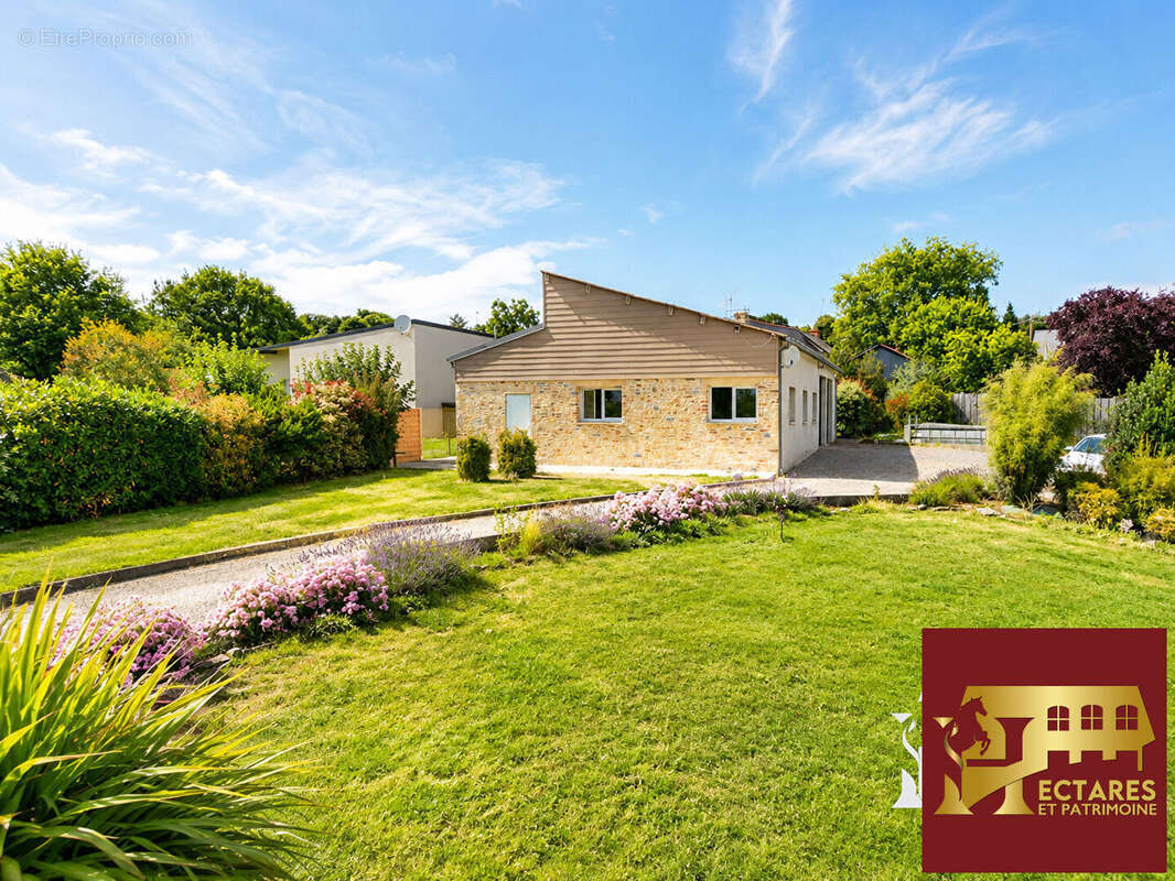Propriété équestre, 2,5 Hectares, maison récente de 165m2, logement indépendant - photo 6
