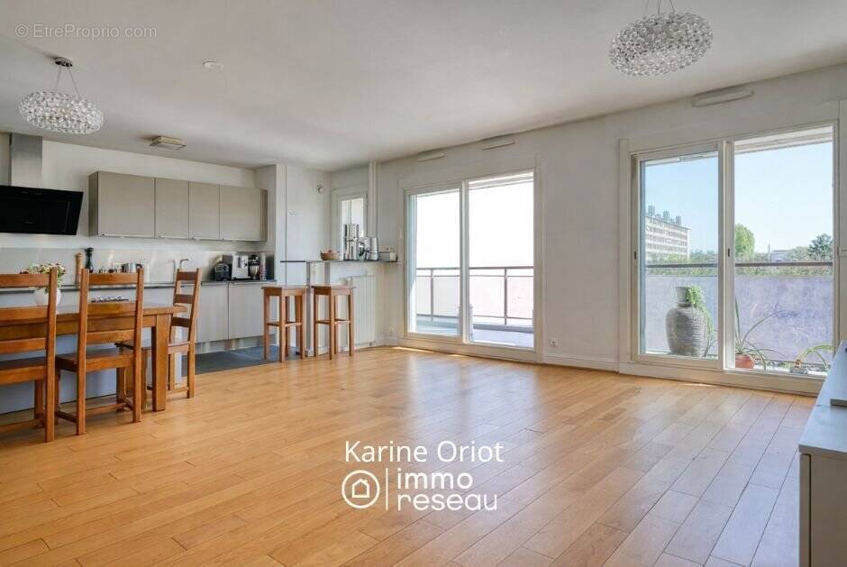 Appartement à PARIS-19E