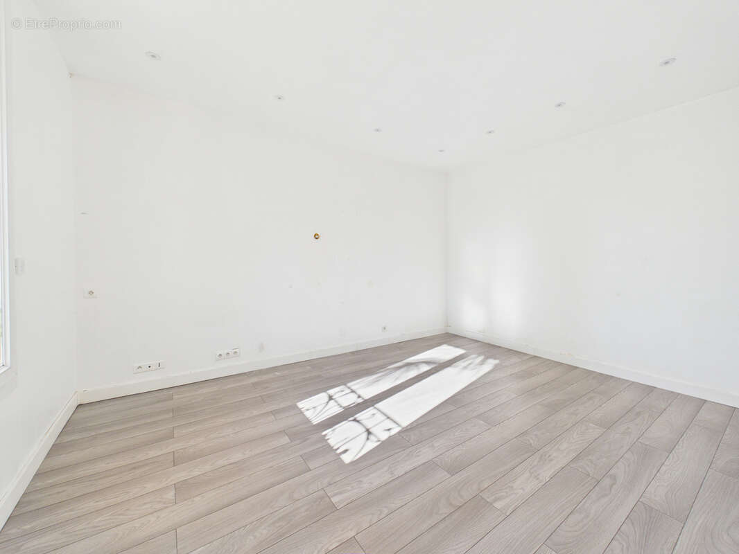 Maison à SARTROUVILLE