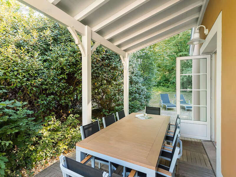 Maison à CHAMOUILLE