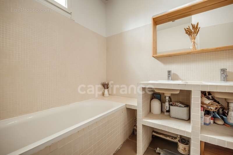 Appartement à vendre 4 pièces SAINT CLOUD (92) - photo 11