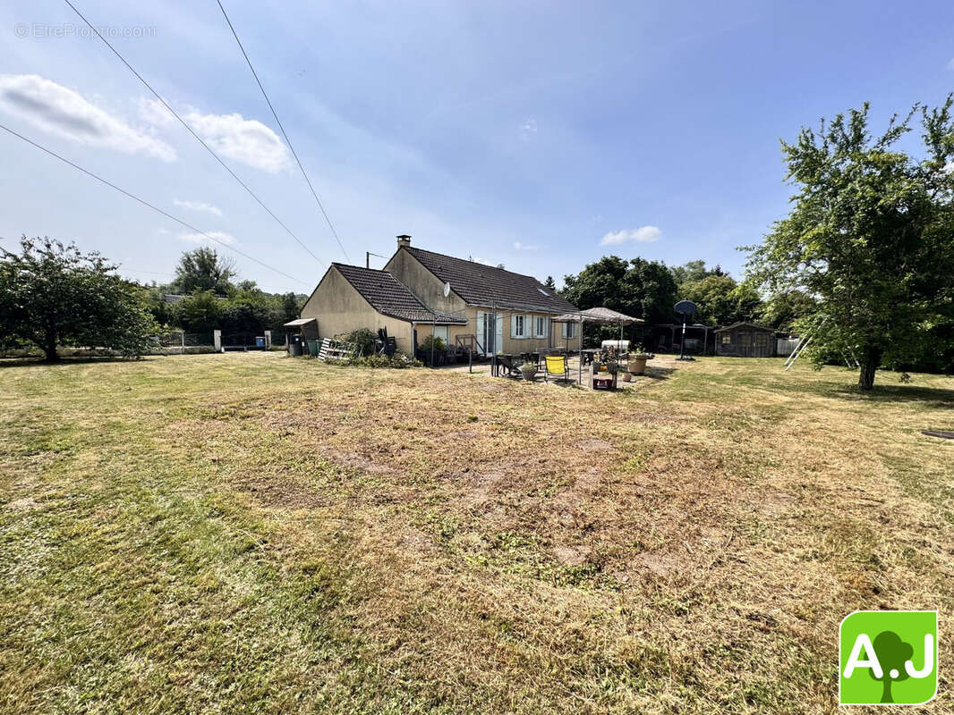 Maison 110 m² à Garennes-Sur-Eure  - photo 2