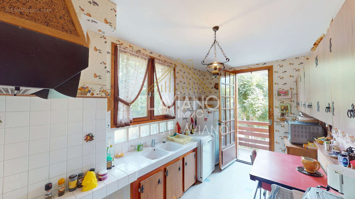 Maison avec terrain et garage - photo 8