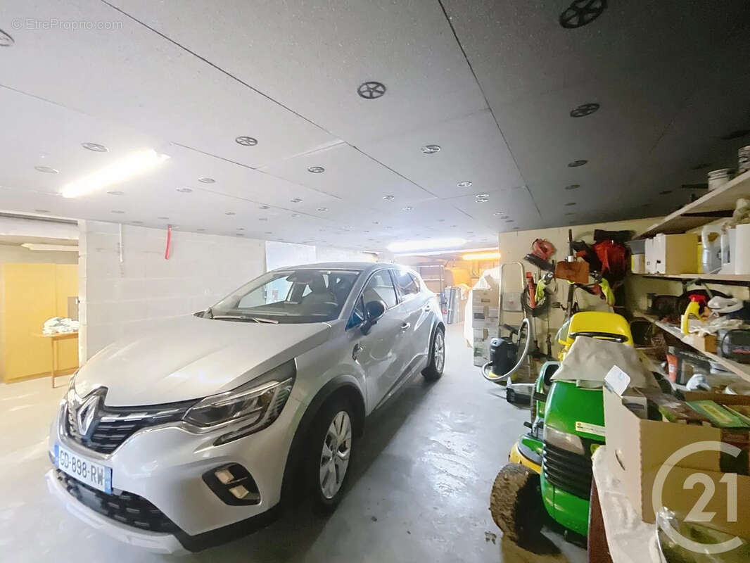 Maison à SAINT-PHAL