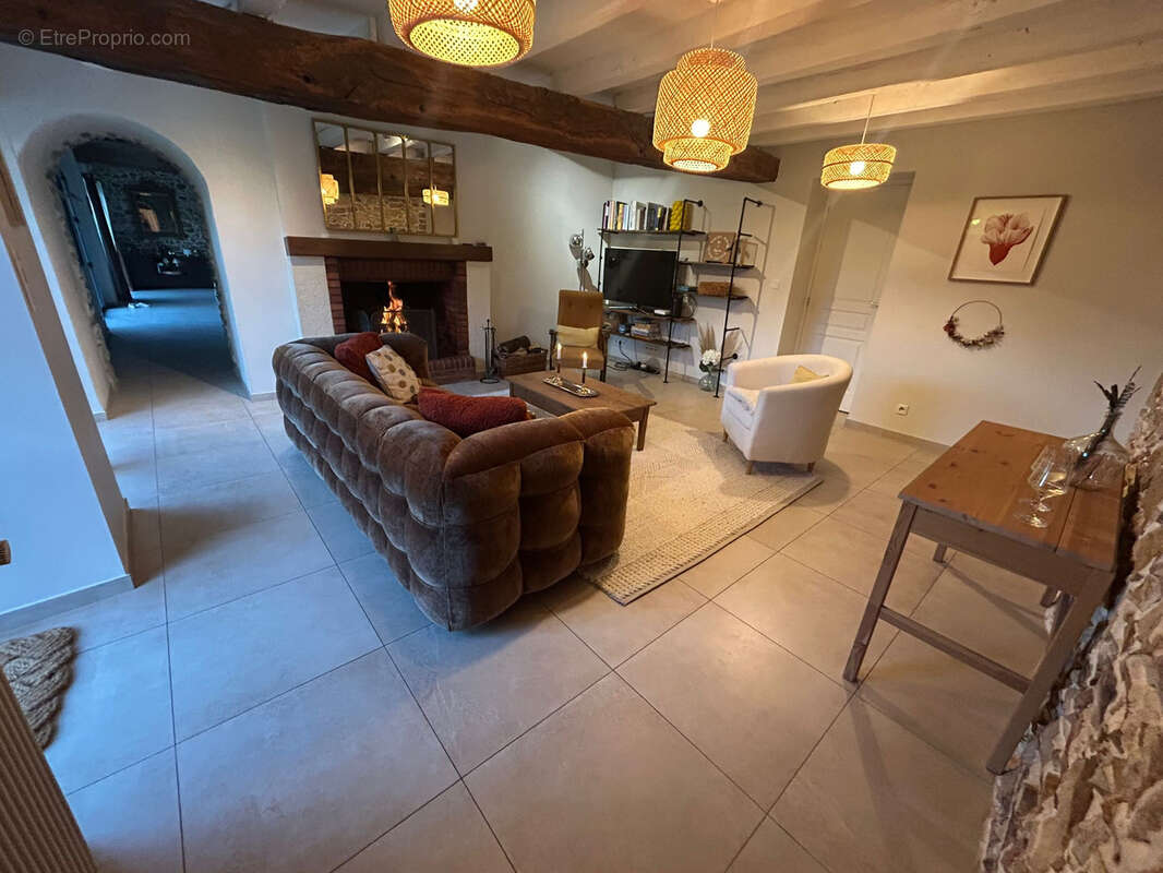 Maison à LA ROUXIERE