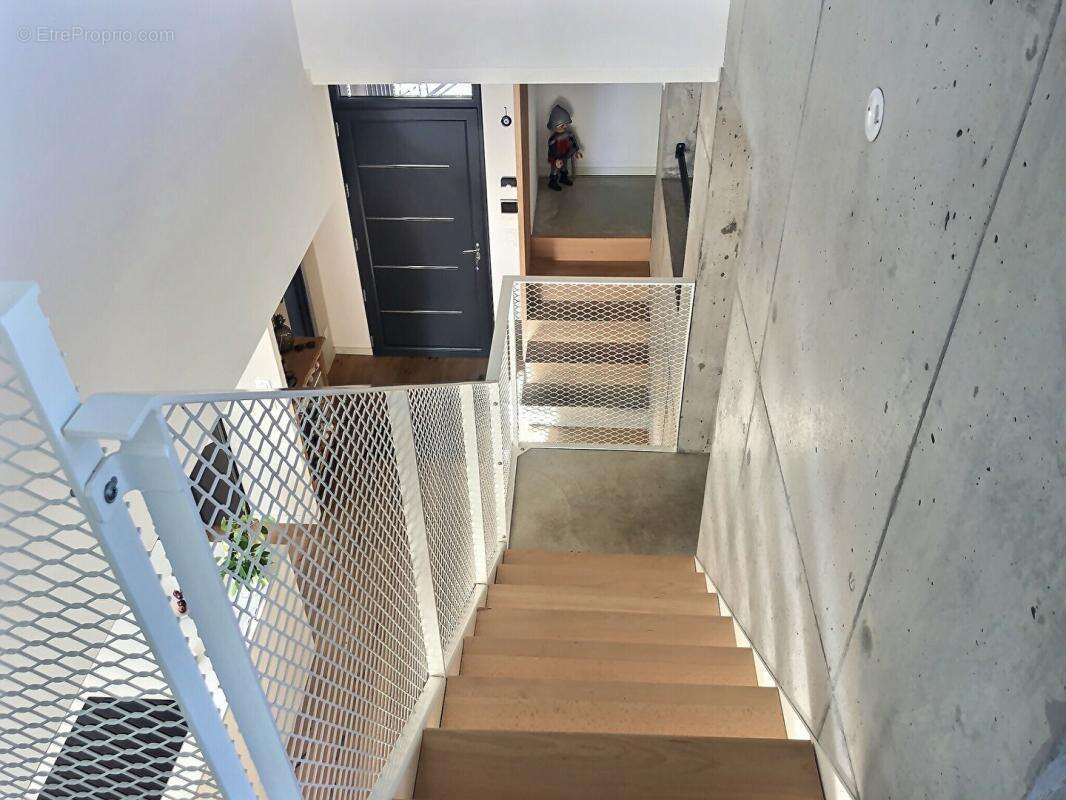 Maison à LES PONTS-DE-CE