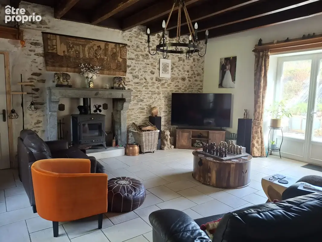 Havre de paix à la campagne avec 4+ chambres, 2 hébergements indépendants et studio/atelier - photo 4