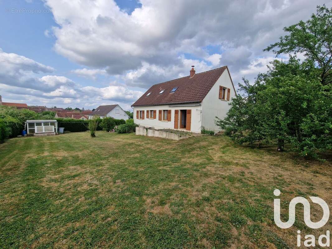 Photo 2 - Maison à THURY