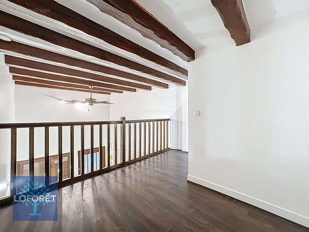 Maison à CHENNEVIERES-SUR-MARNE