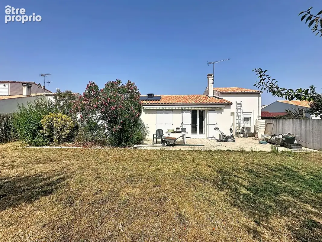 Maison à ECHILLAIS