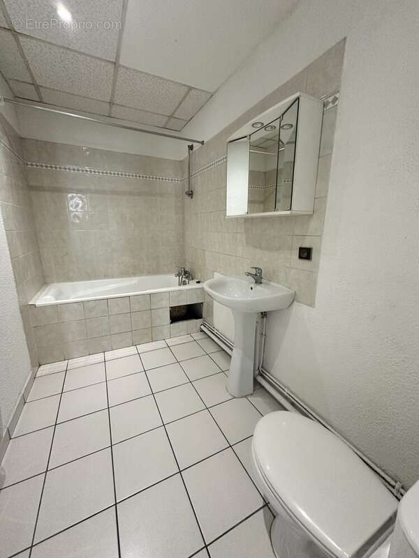 Appartement à COUTRAS