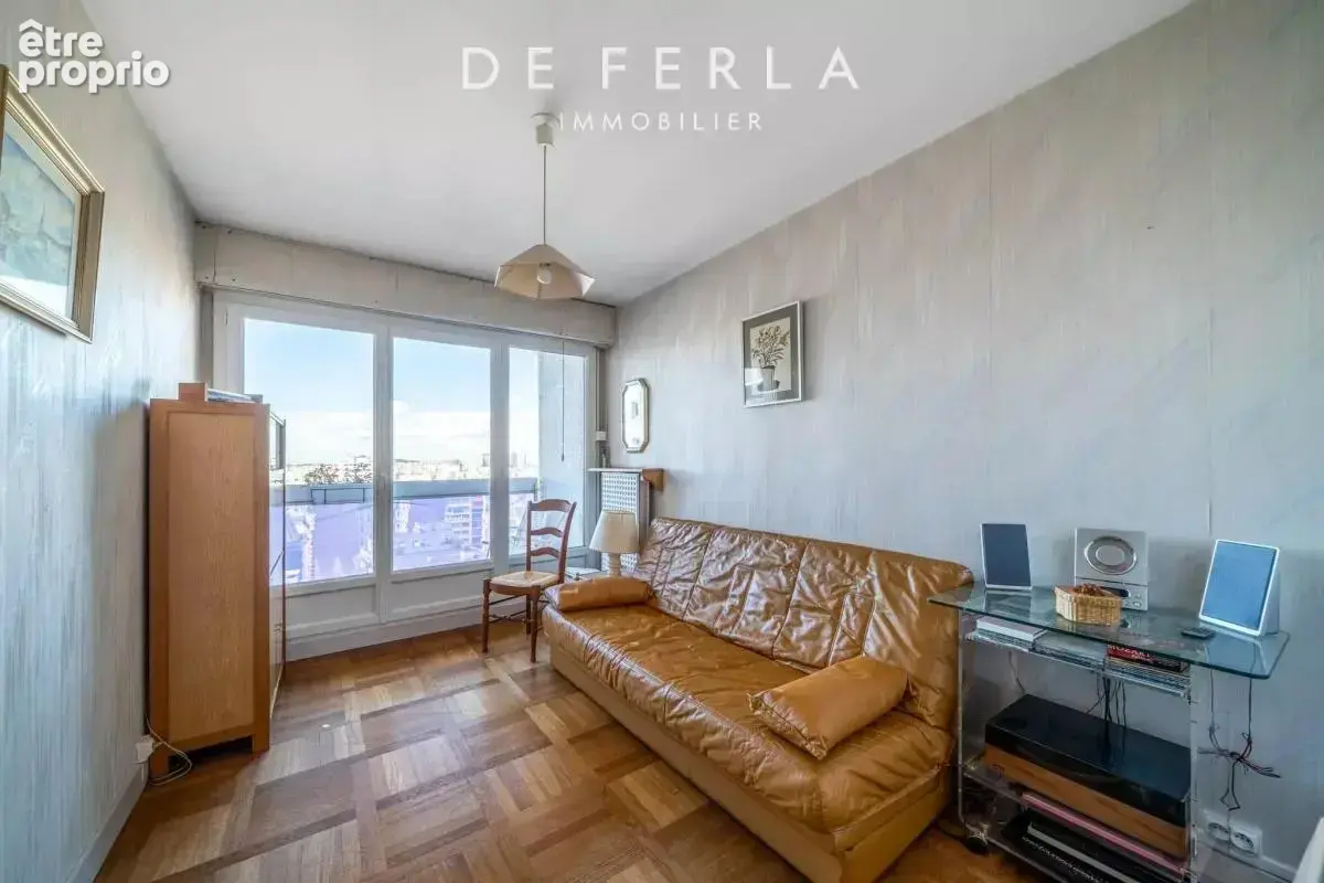 Dernier étage avec terrasse - 4 chambres - photo 9