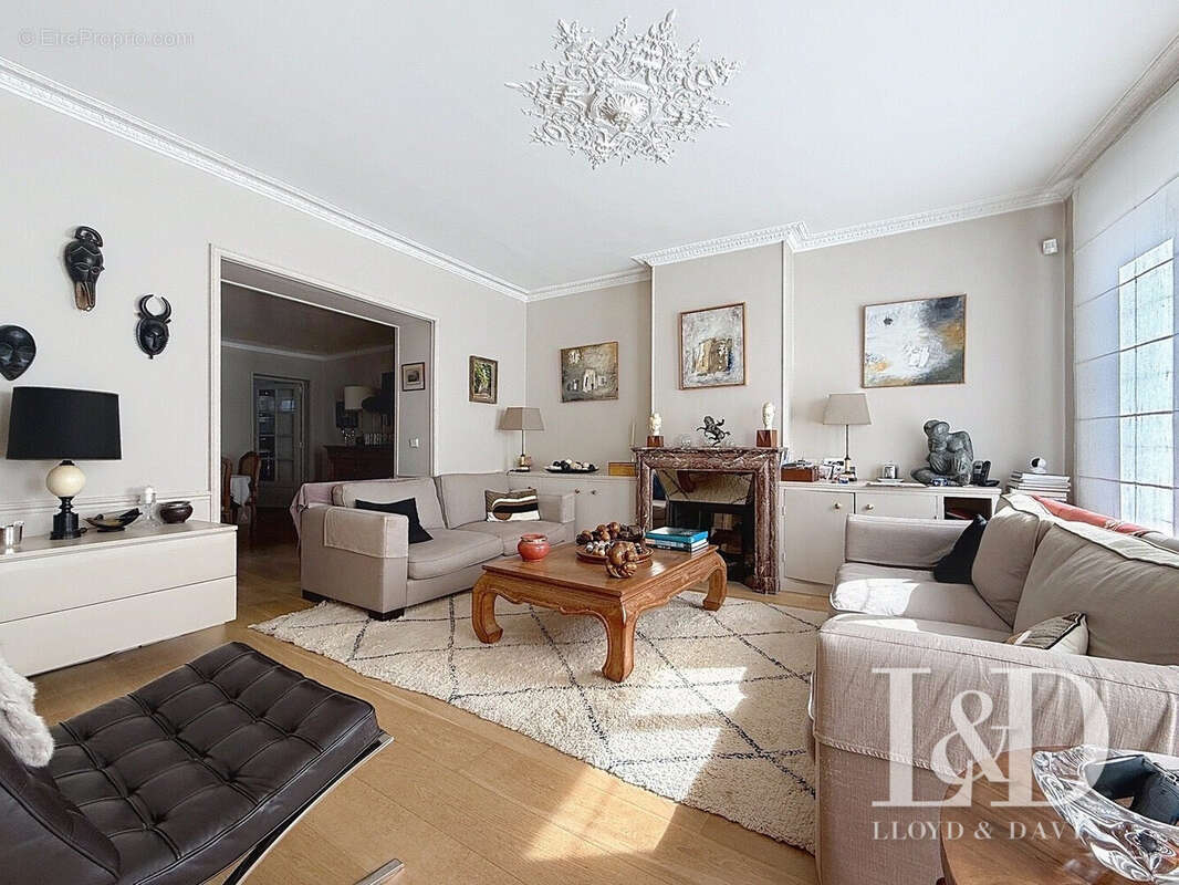 Séjour - Maison à GARCHES