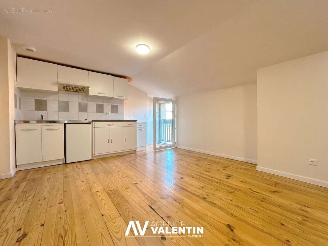 Appartement à ARS-SUR-MOSELLE