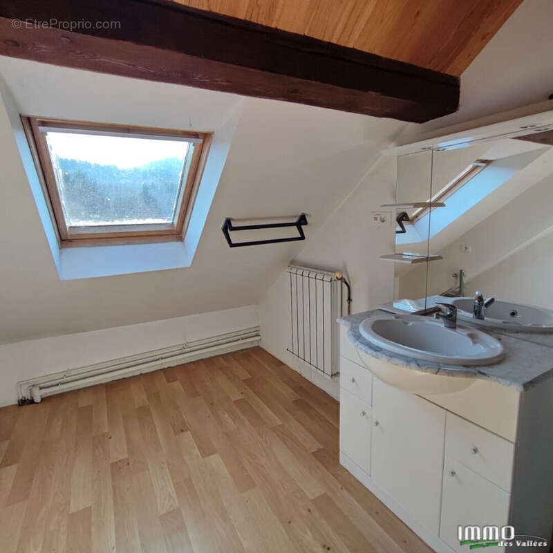 Appartement à SAINT-NABORD