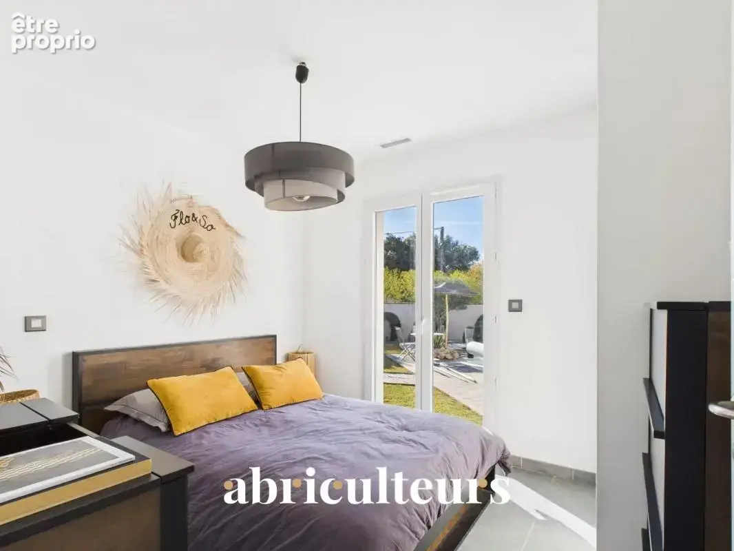 Villa de prestige avec piscine chauffée en vente à Calvisson (30114) - photo 12