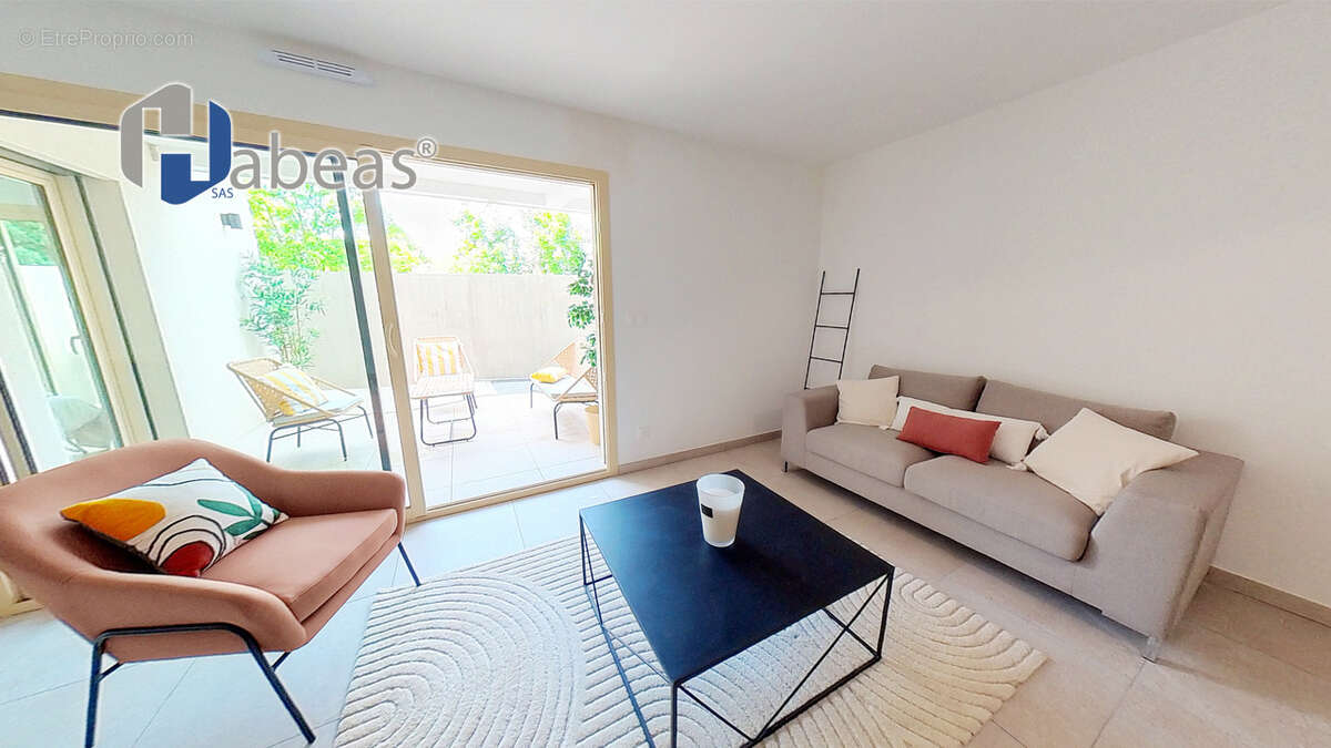 Appartement à SAINTE-FOY-LES-LYON