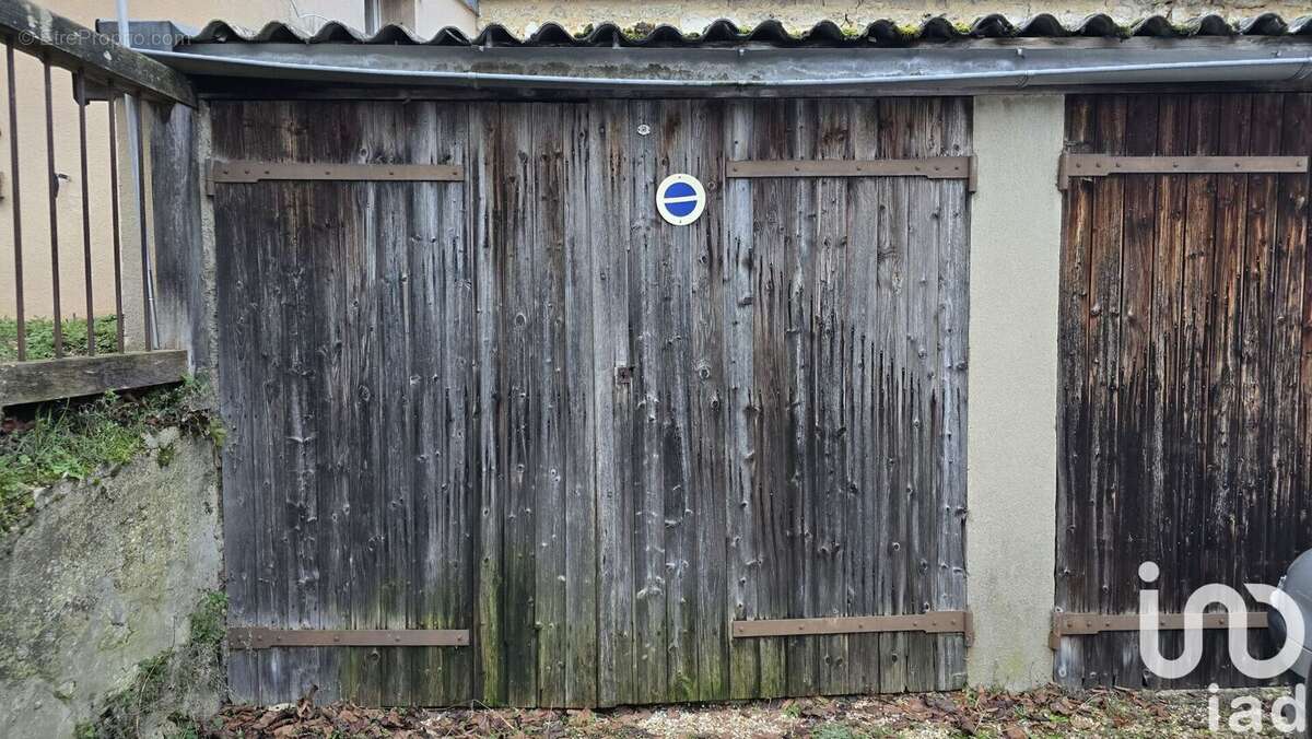 Photo 2 - Parking à VERNON