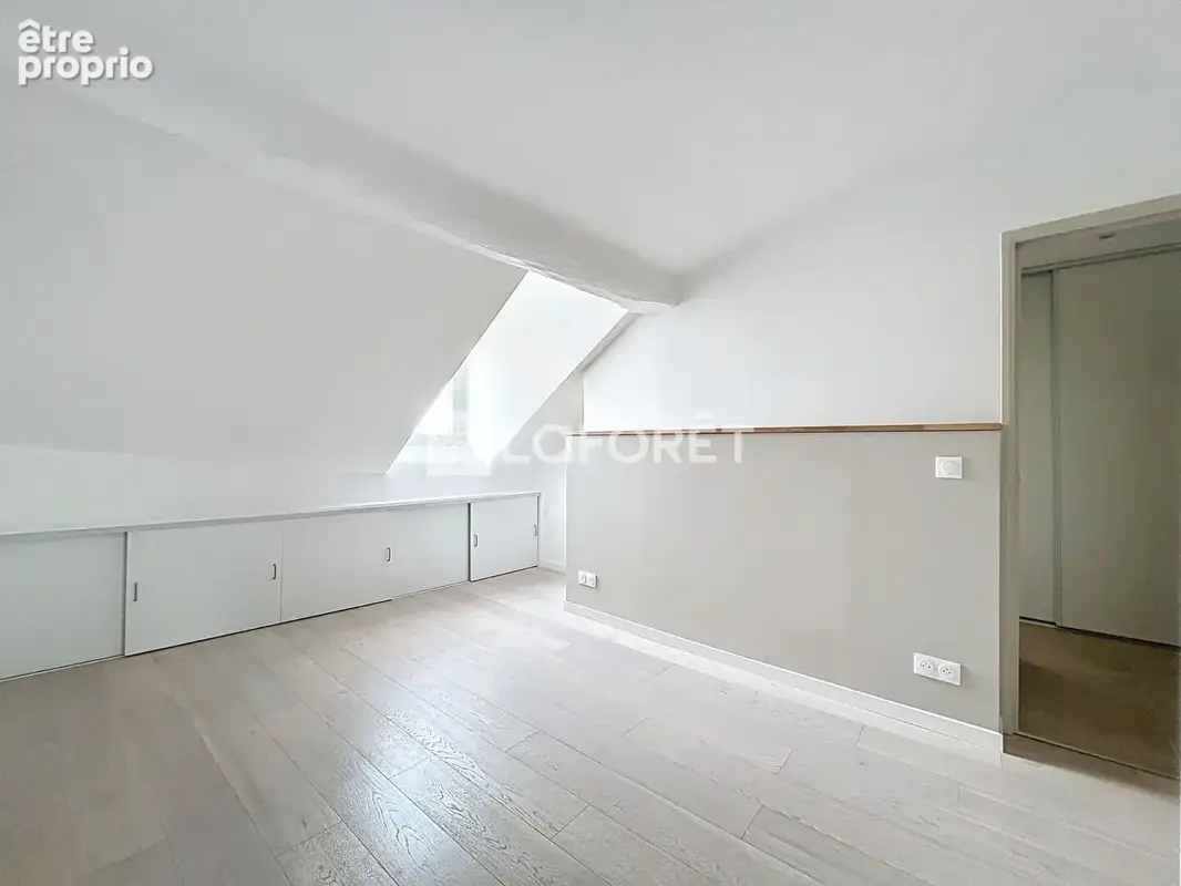 Charmant appartement rénové en plein coeur de Saint Germain en Laye - photo 9