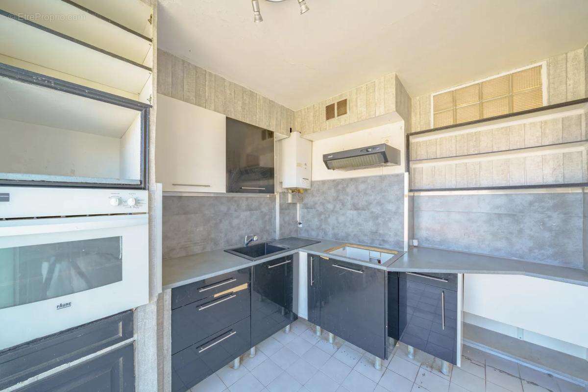 Appartement à MARSEILLE-13E