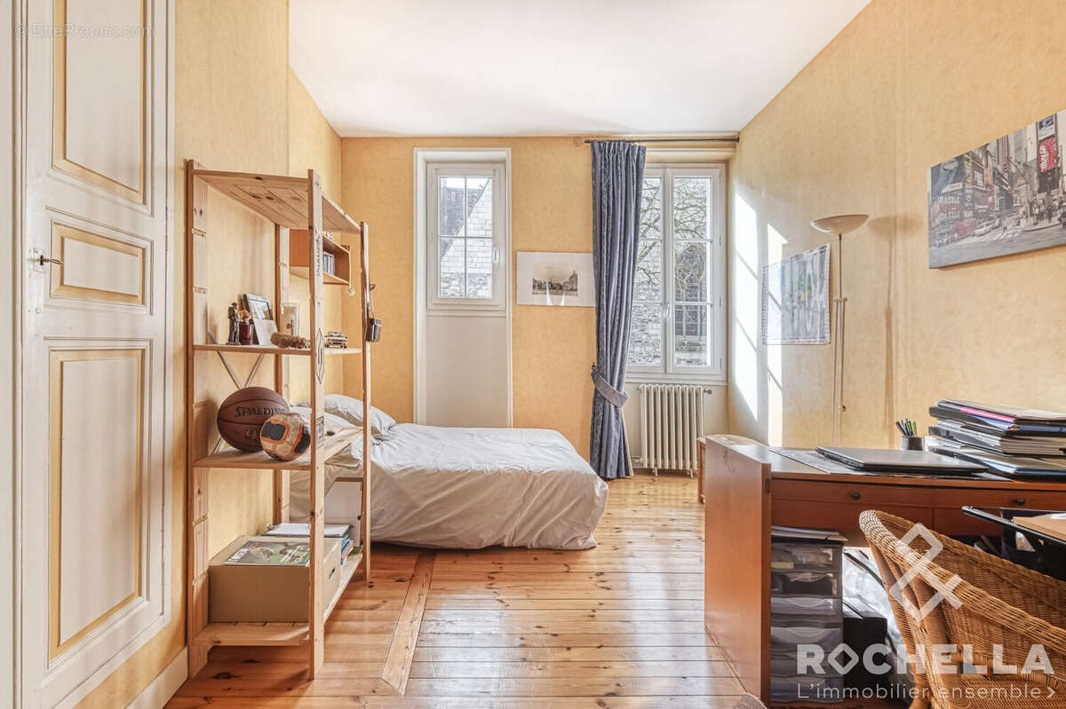 Maison à LES PONTS-DE-CE