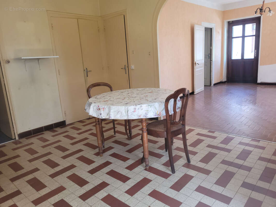 Maison à CHAUSSAN