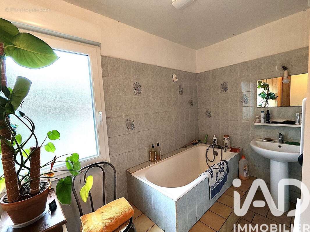 Photo 7 - Maison à SAINT-ELOY-LES-MINES