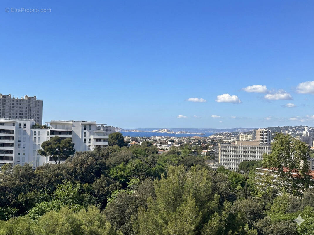 Appartement à MARSEILLE-9E