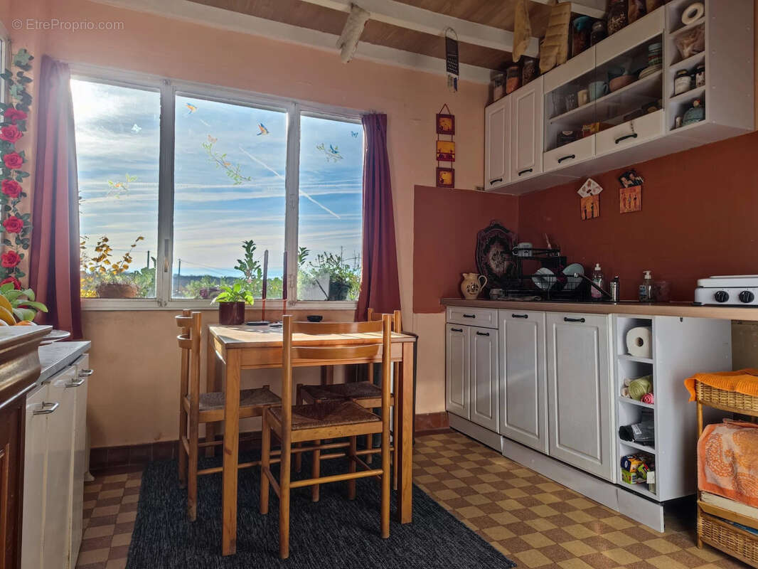 Maison à SAINT-HONORE-LES-BAINS