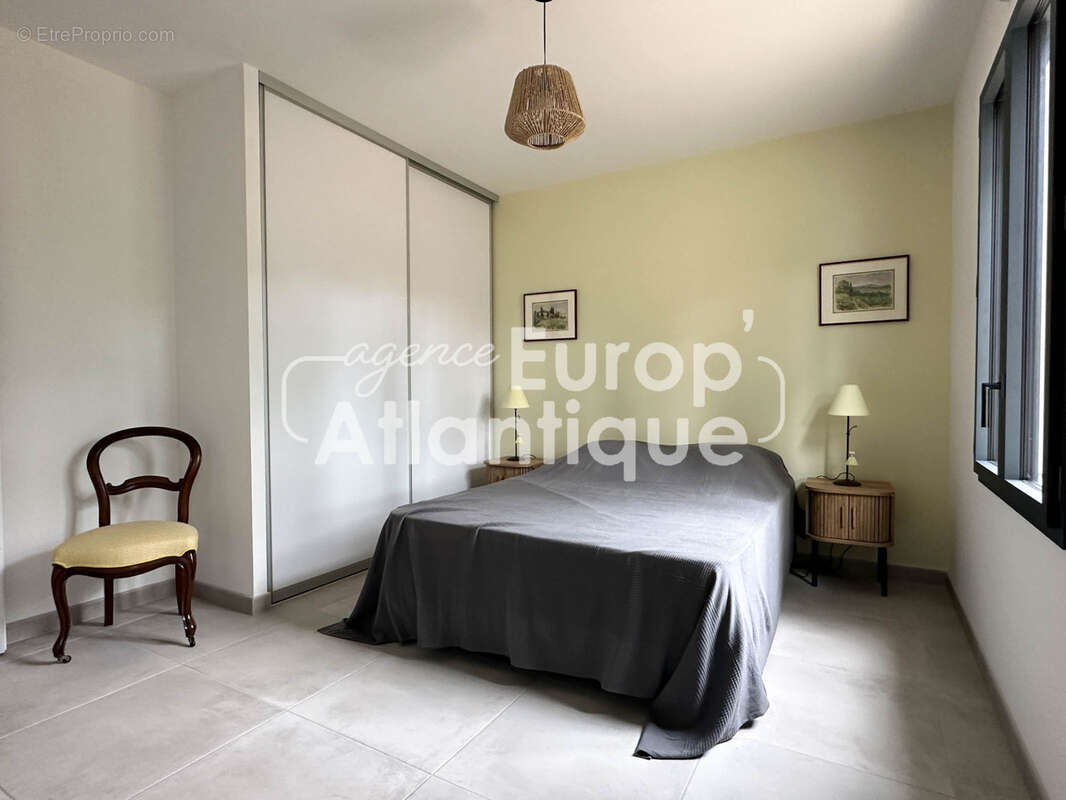 Maison à LES MATHES