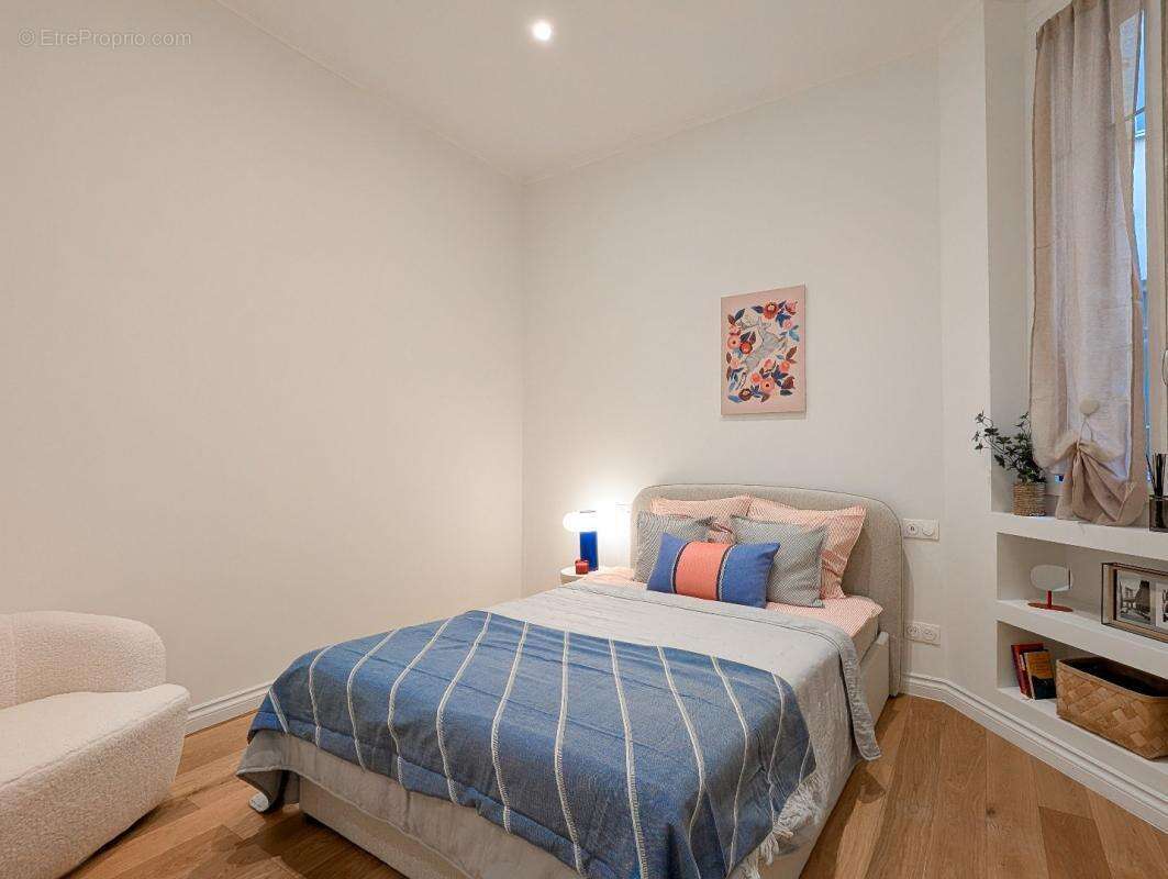 Appartement à AURIBEAU-SUR-SIAGNE