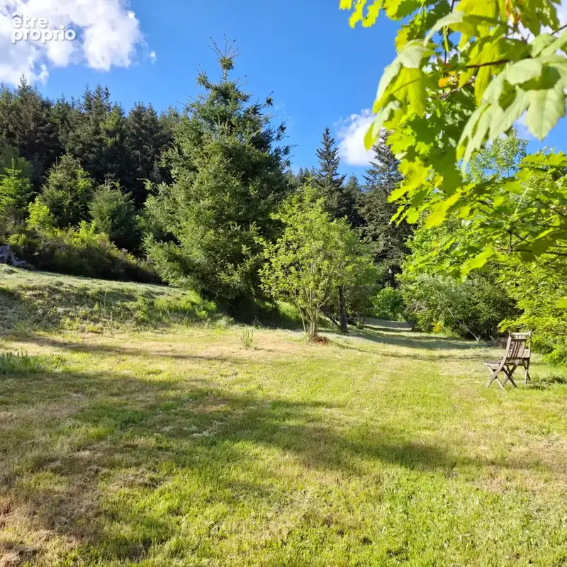 Maison en pierres avec gîte sur 2500 m2 de terrain - photo 3