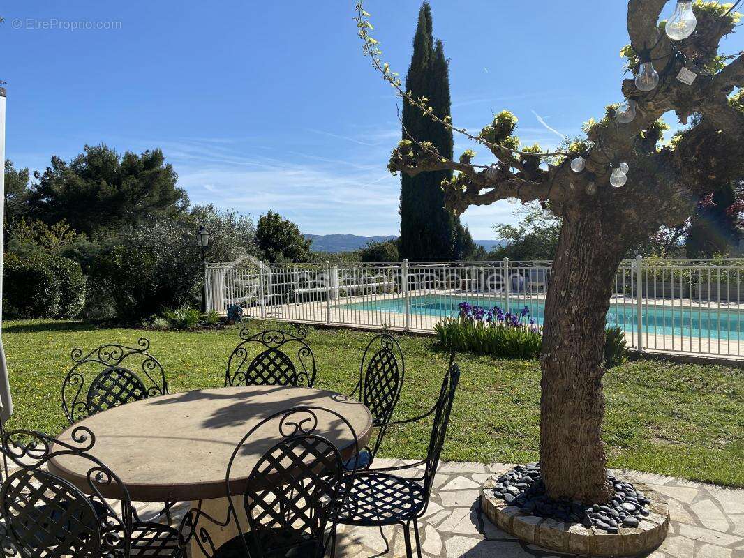 Maison à POURRIERES