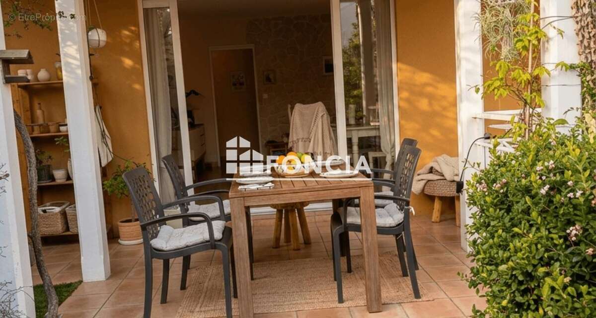 Appartement à HYERES