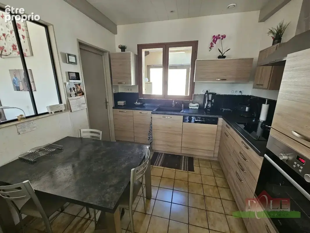 SAINT CLAIR DU RHONE, Villa T6 de 140m² avec Terrain de 725m² - photo 12