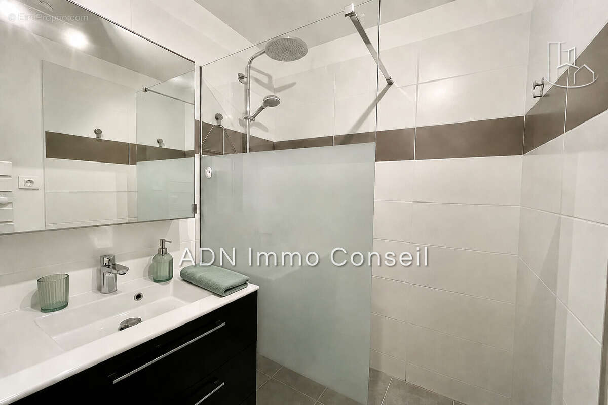 Appartement à MALLEMORT
