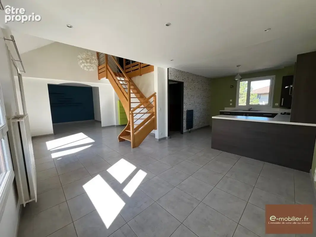 Photo Appartement à Chambery au prix de 240 000€