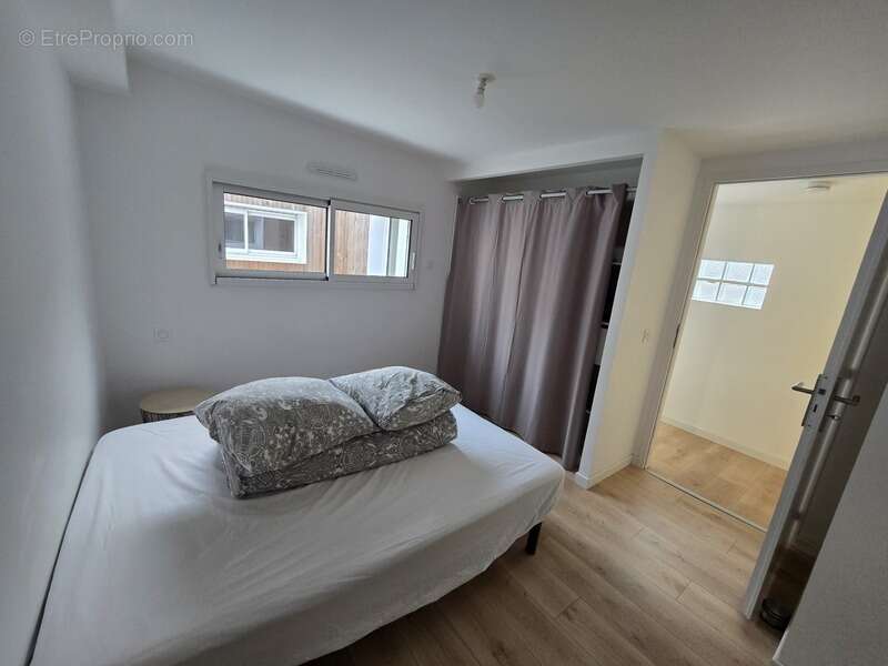 Maison à vendre 8 pièces LA ROCHE SUR YON (85) - photo 7